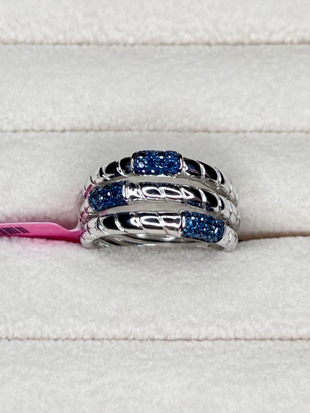 R052 | Natural Blue Diamond Wrapped Twisted Band Ring
